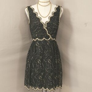Sexy Vintage Mini Dress Black Lace w Metallic Gold Plunge Neckline Party Prom